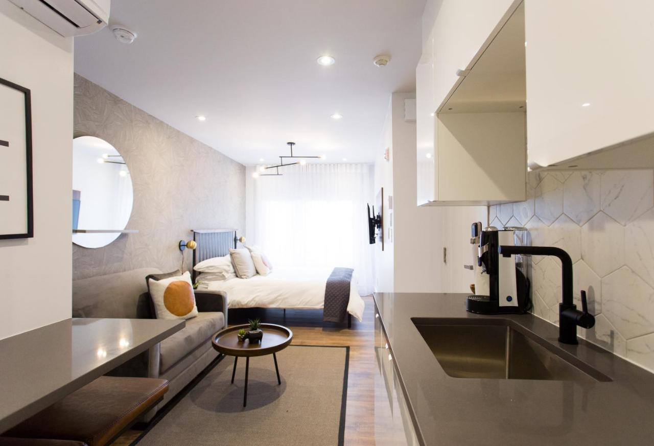 Romantic Studio In The Heart Of Little Italy By Den Stays Montréal Eksteriør bilde