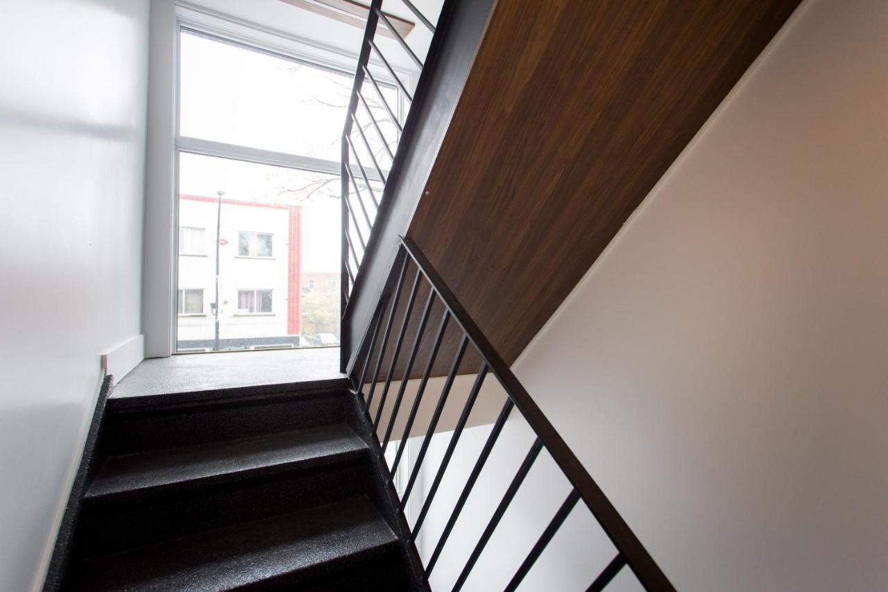 Romantic Studio In The Heart Of Little Italy By Den Stays Montréal Eksteriør bilde