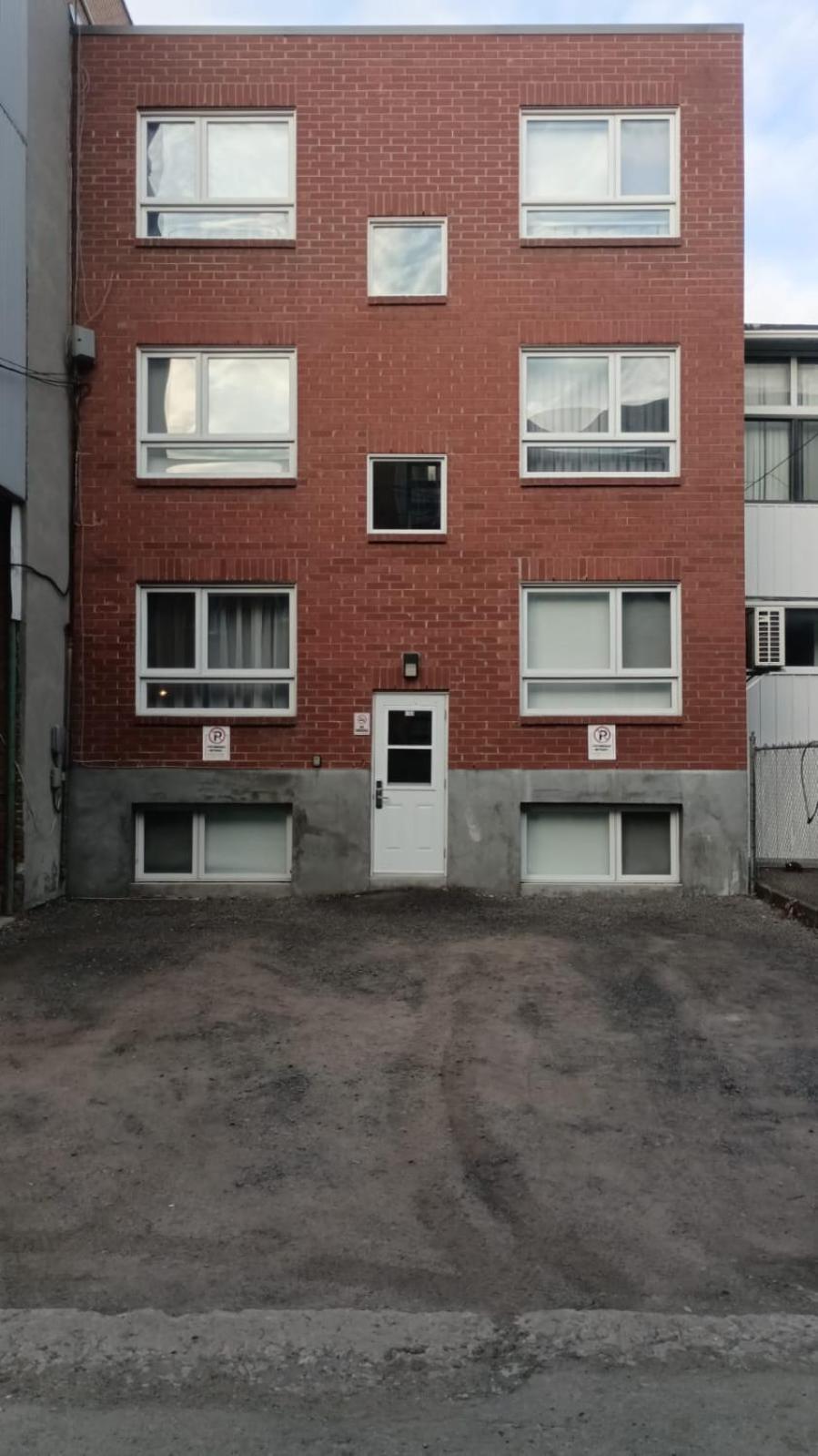 Romantic Studio In The Heart Of Little Italy By Den Stays Montréal Eksteriør bilde